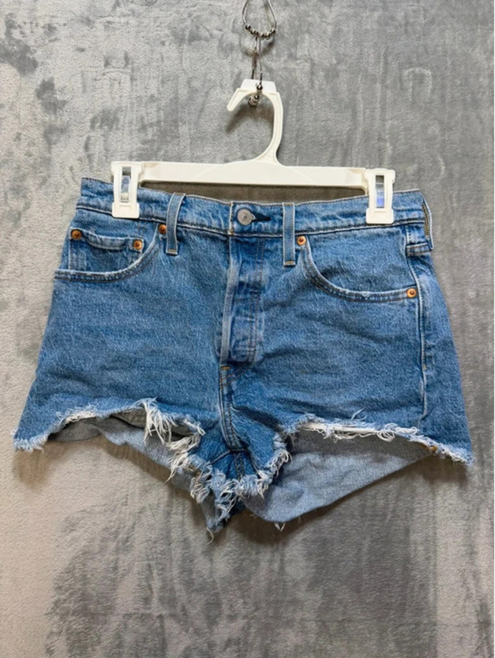 Levis 501 Original High Rise Cut Off Denim Shorts Blue Frayed Size W28